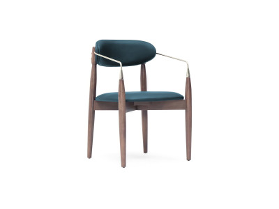 Grand Chair