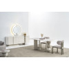 La Divina Dinner Table
